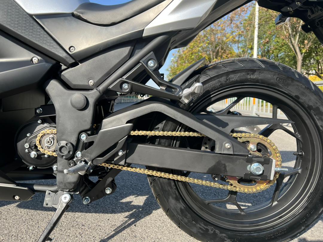 Гоночный мотоцикл Ducati Diavel Гоночный мотоцикл Ducati Diavel